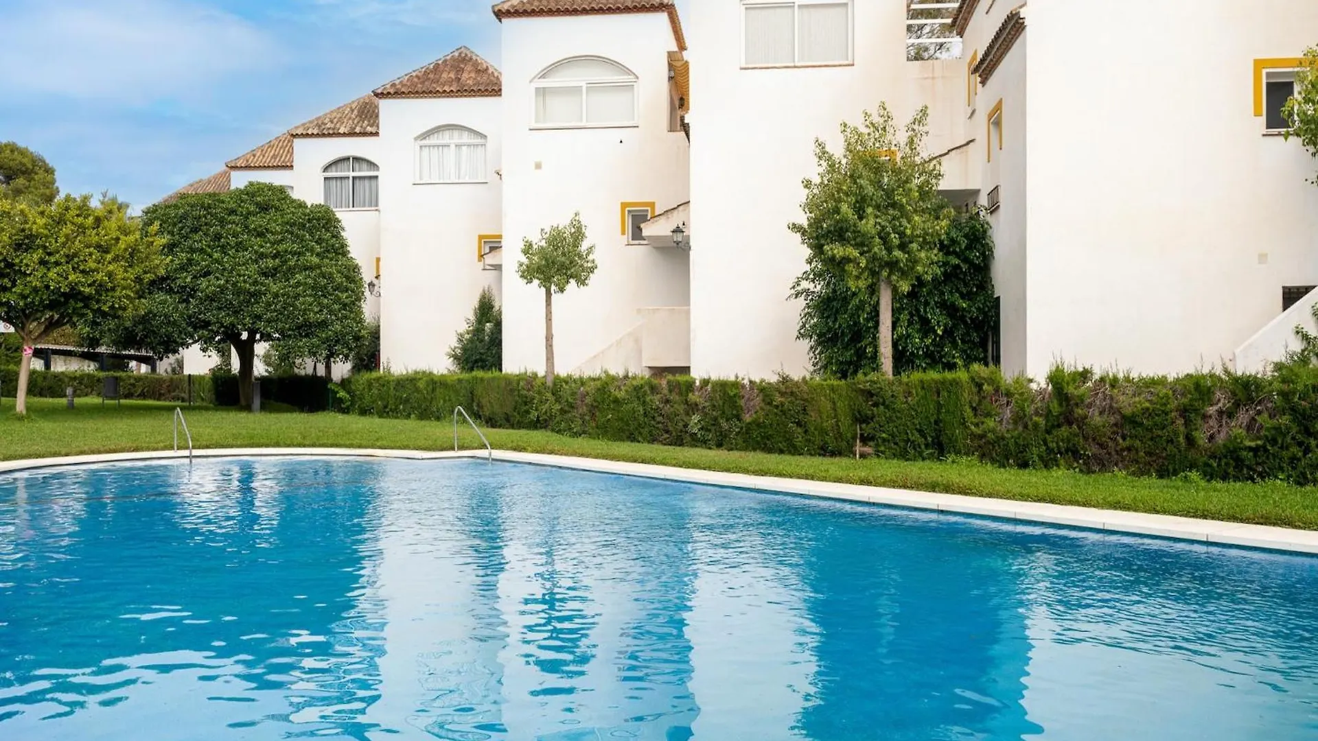 Beautiful Apartment With View Marbella