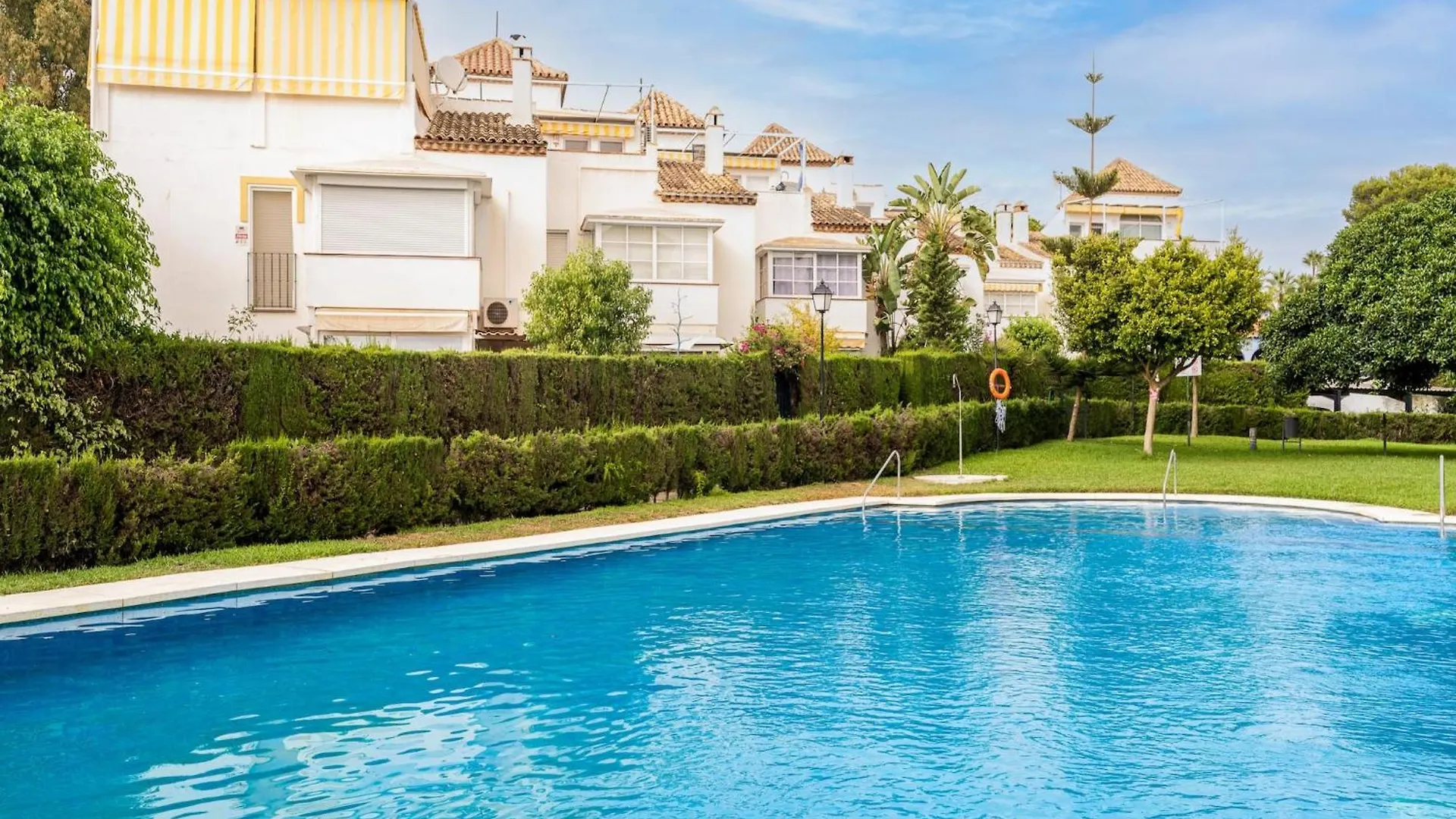 Beautiful Apartment With View Marbella