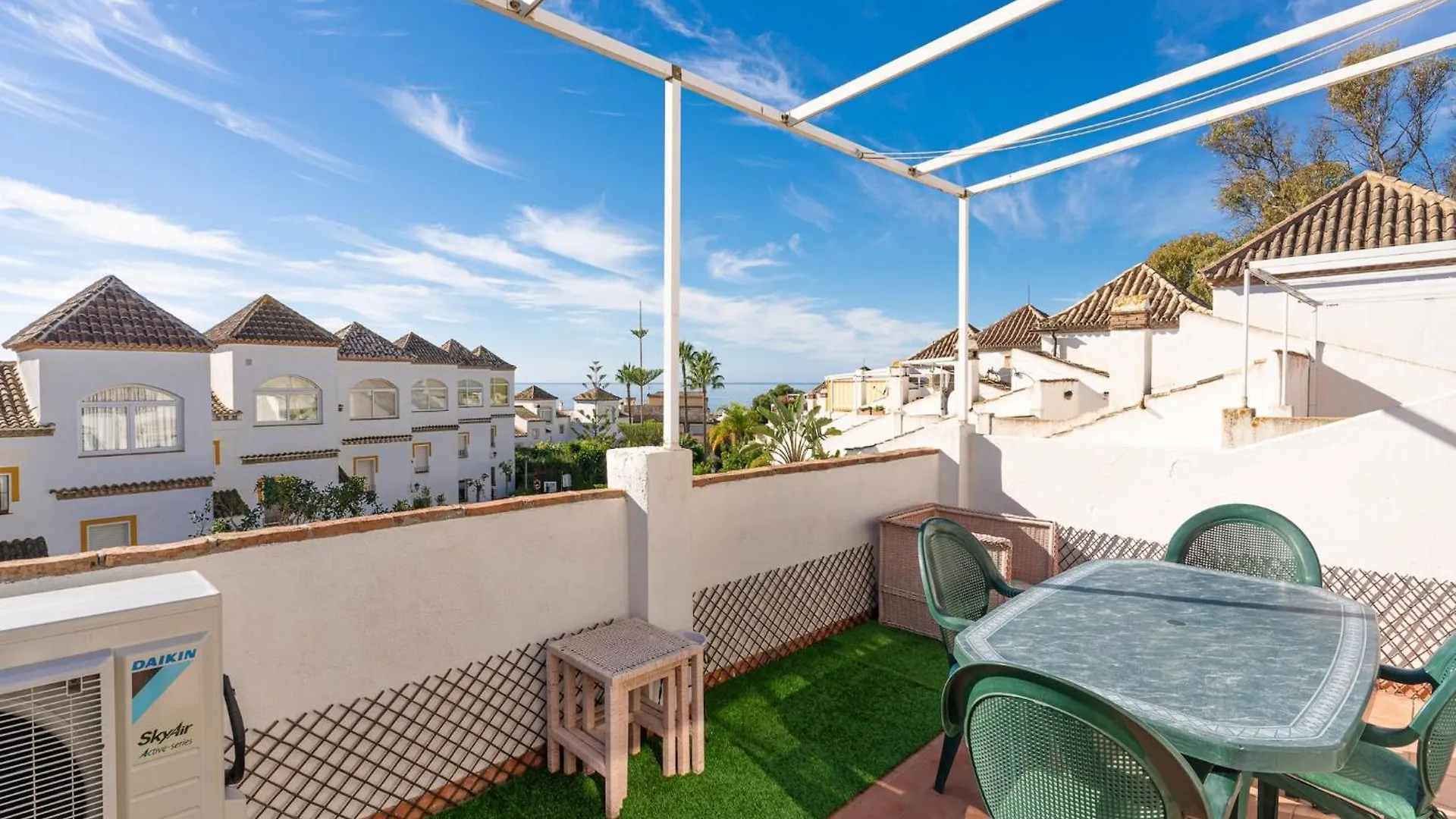 Beautiful Apartment With View Marbella